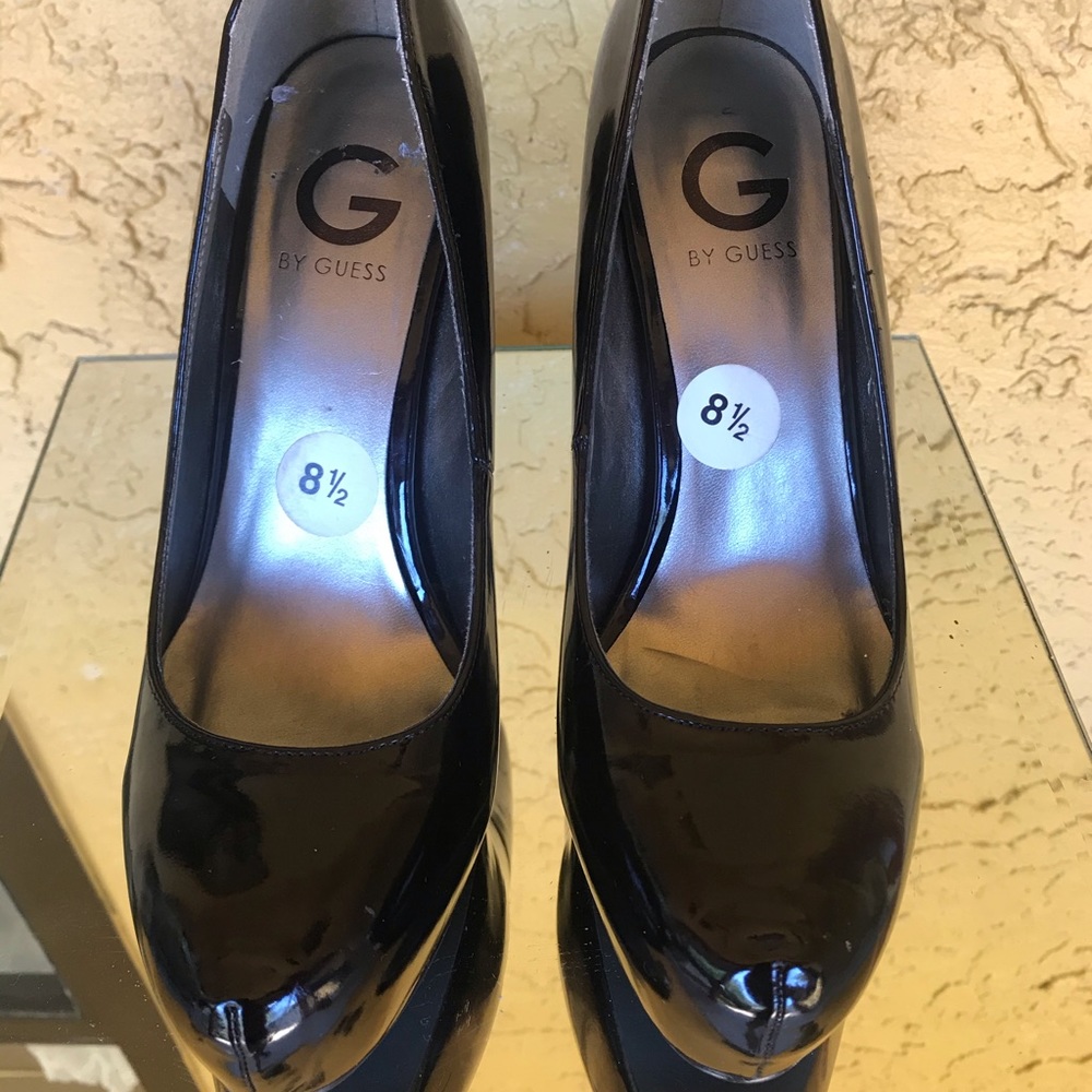 G by Guess Black 8 1/2 patent platform pumps “LN”